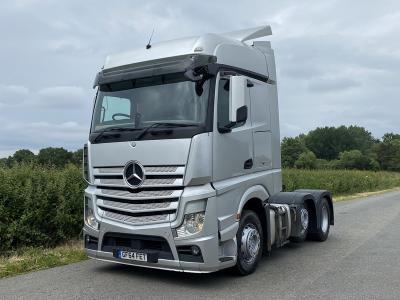 تصویر شماره 30 از آلبوم تصویر زمینه مرسدس بنز آکتروس (Mercedes Benz Actros)